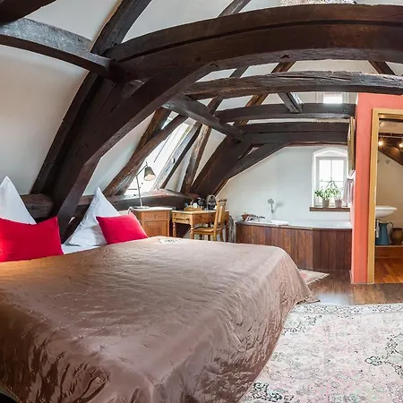 Restaurant Pfaffenkeller 4*